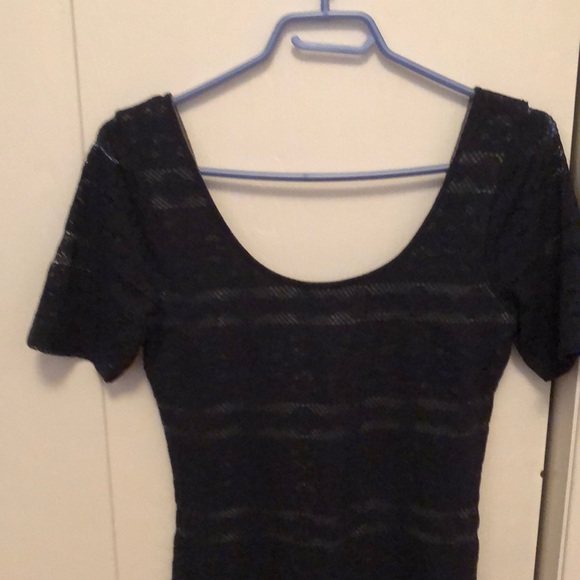 Dress - Picture 6 of 6